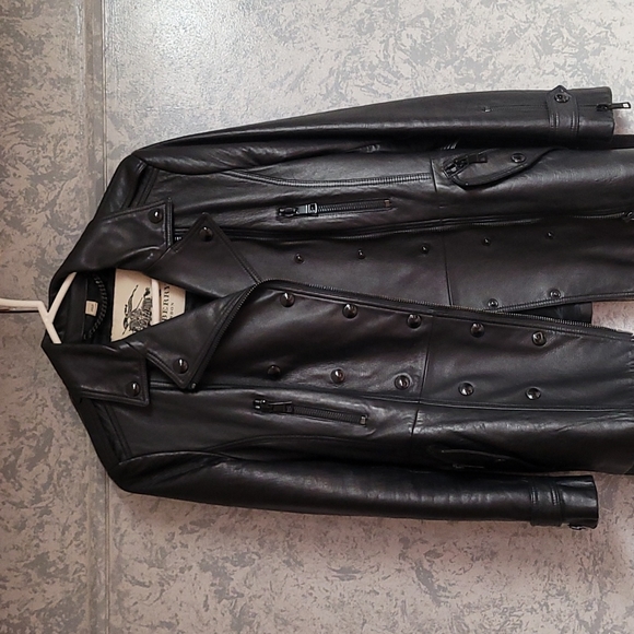 Burberry London lamb leather size 10 black